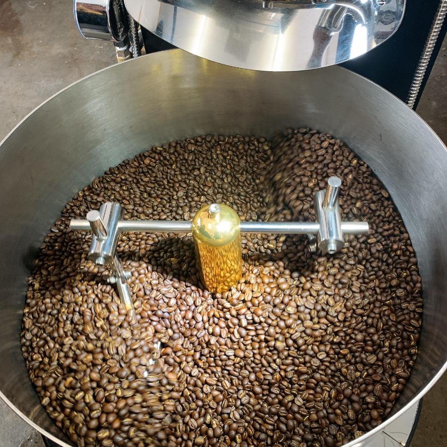Tanigawa Valley Lodge & Coffee Roastery Минаками Экстерьер фото