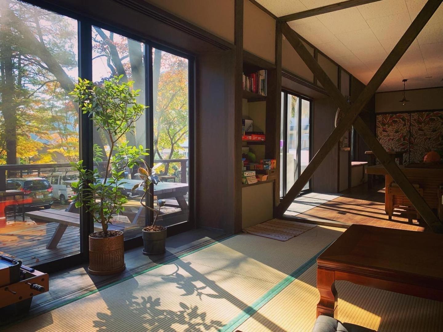 Tanigawa Valley Lodge & Coffee Roastery Минаками Экстерьер фото